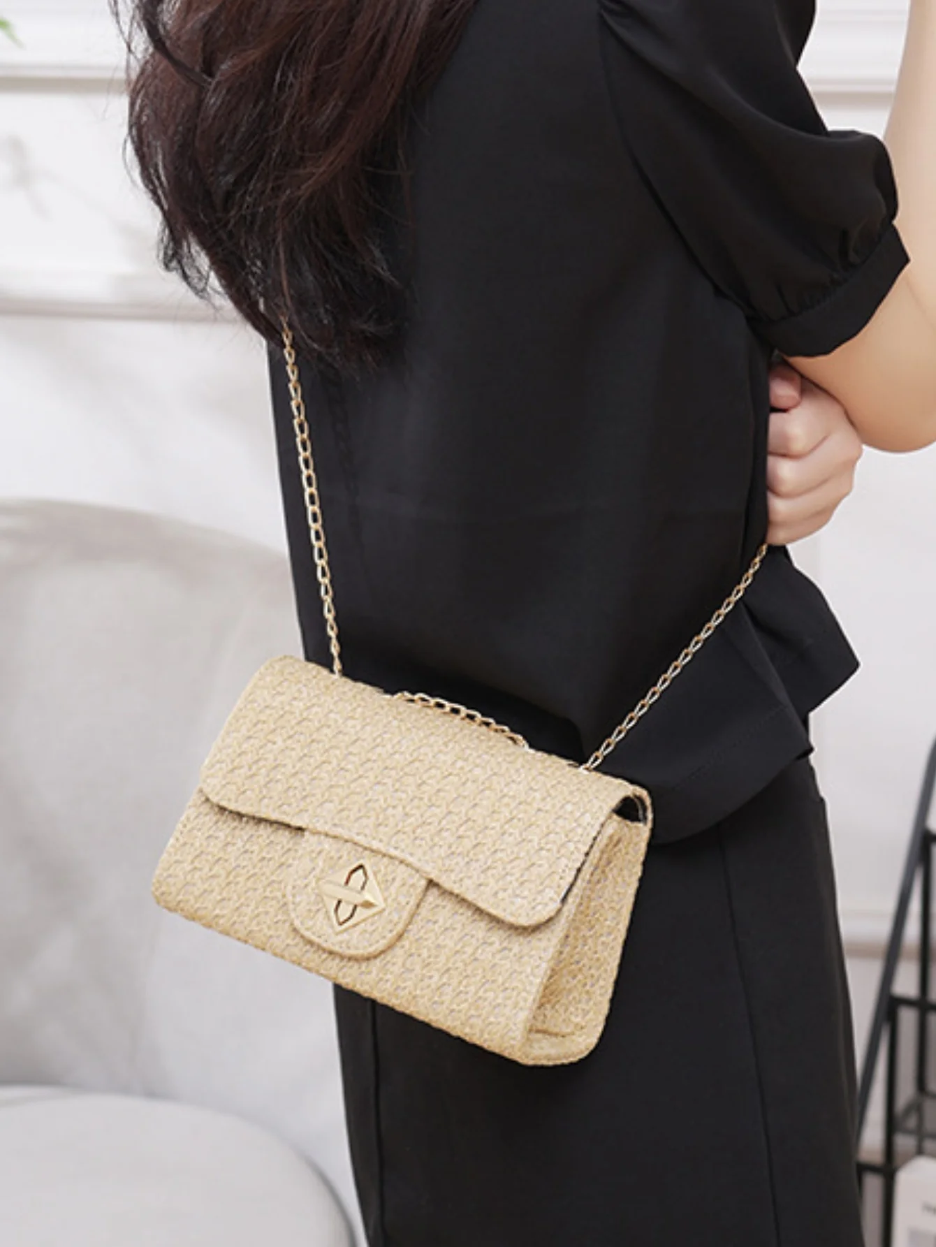 Solid Color Straw Crossbody Bag For Vacation - Image 9