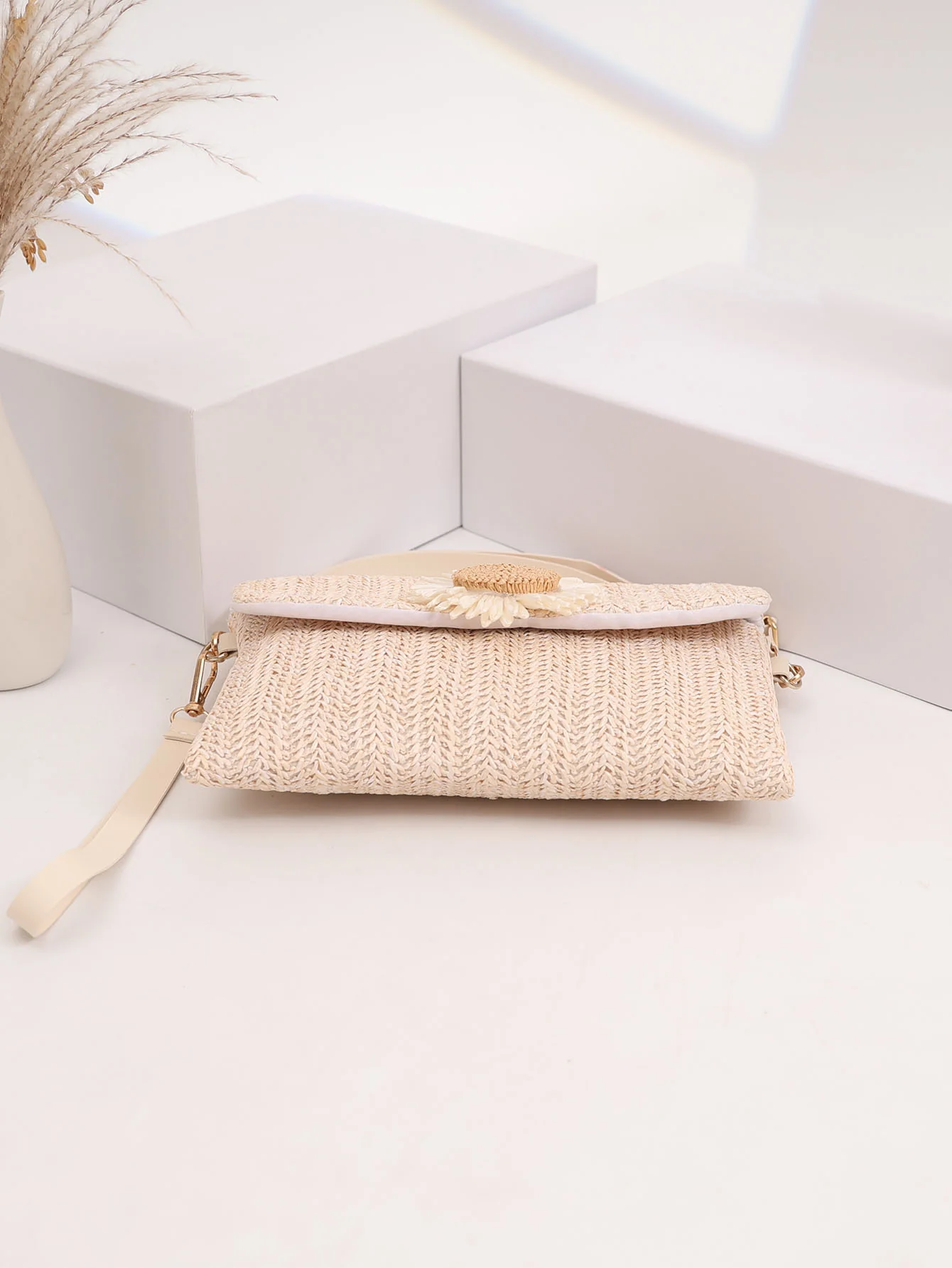 Solid Color Vacation Floral Straw Crossbody Bag - Image 6