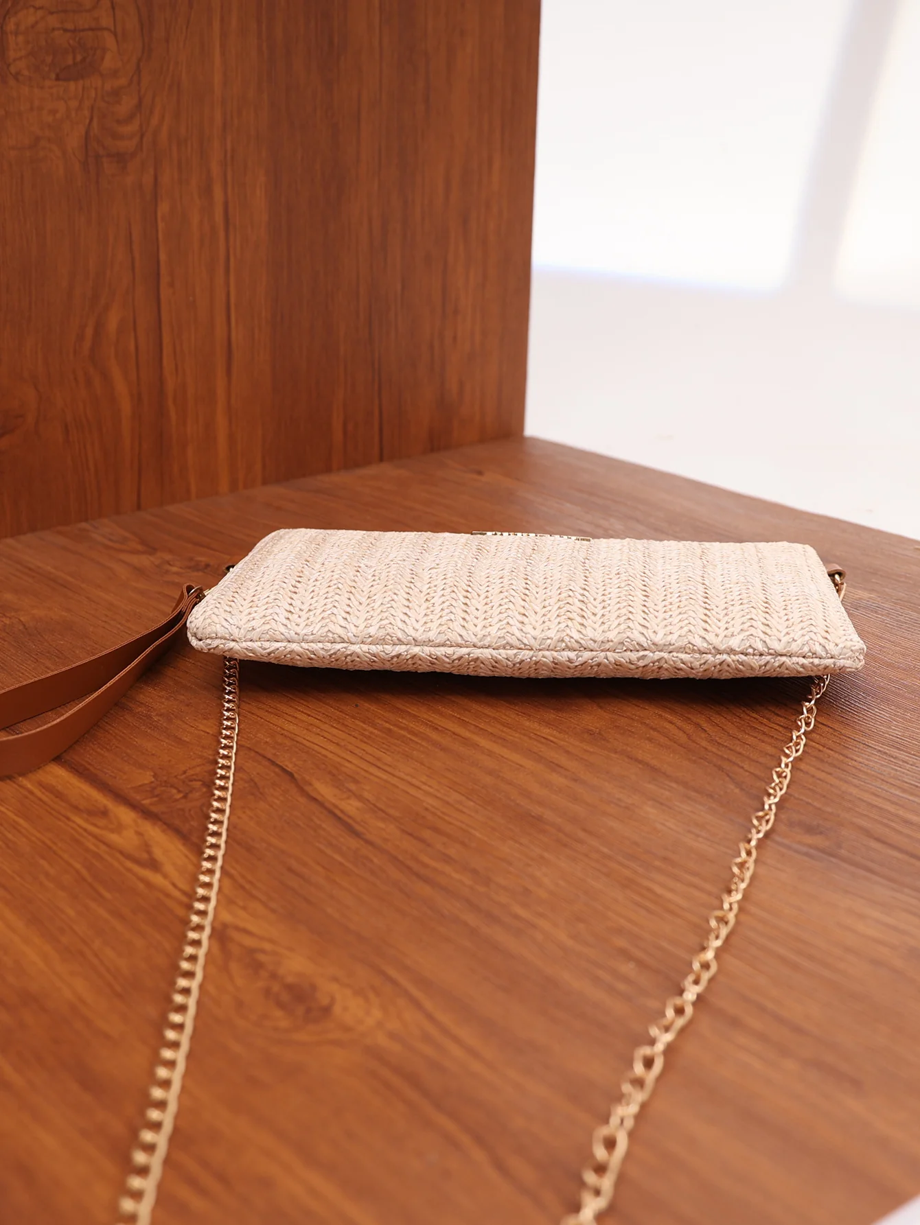 Solid Color Vacation Straw Crossbody Bag - Image 11