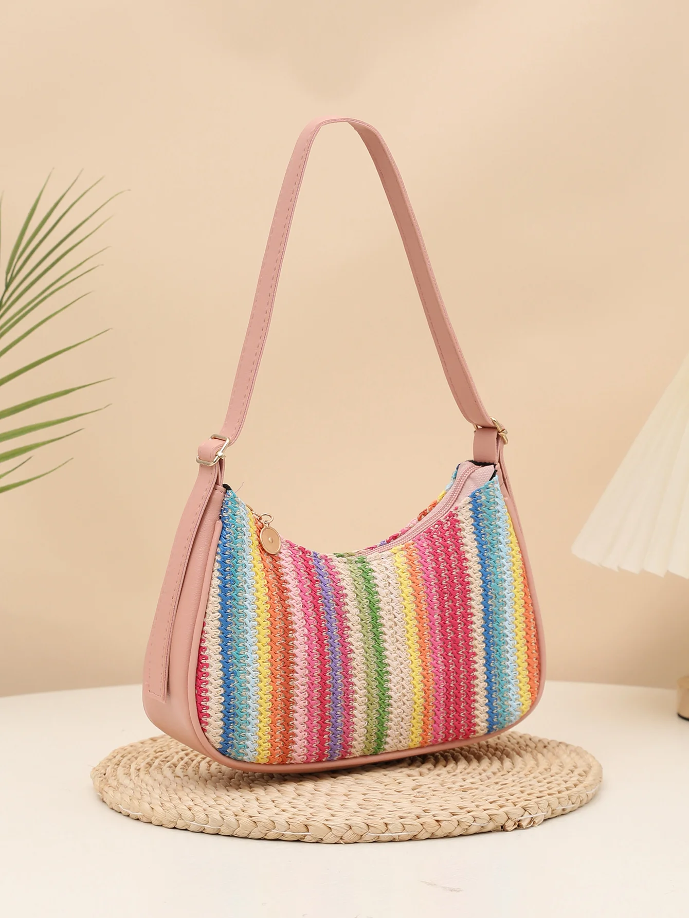 Colorful Straw Shoulder Bag For Vacation - Image 3