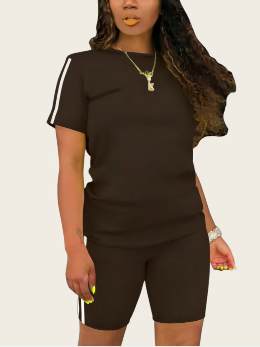 Casual Sporty Color-blocked Striped Short-sleeved Top And Shorts Two-piece Set - Image 4