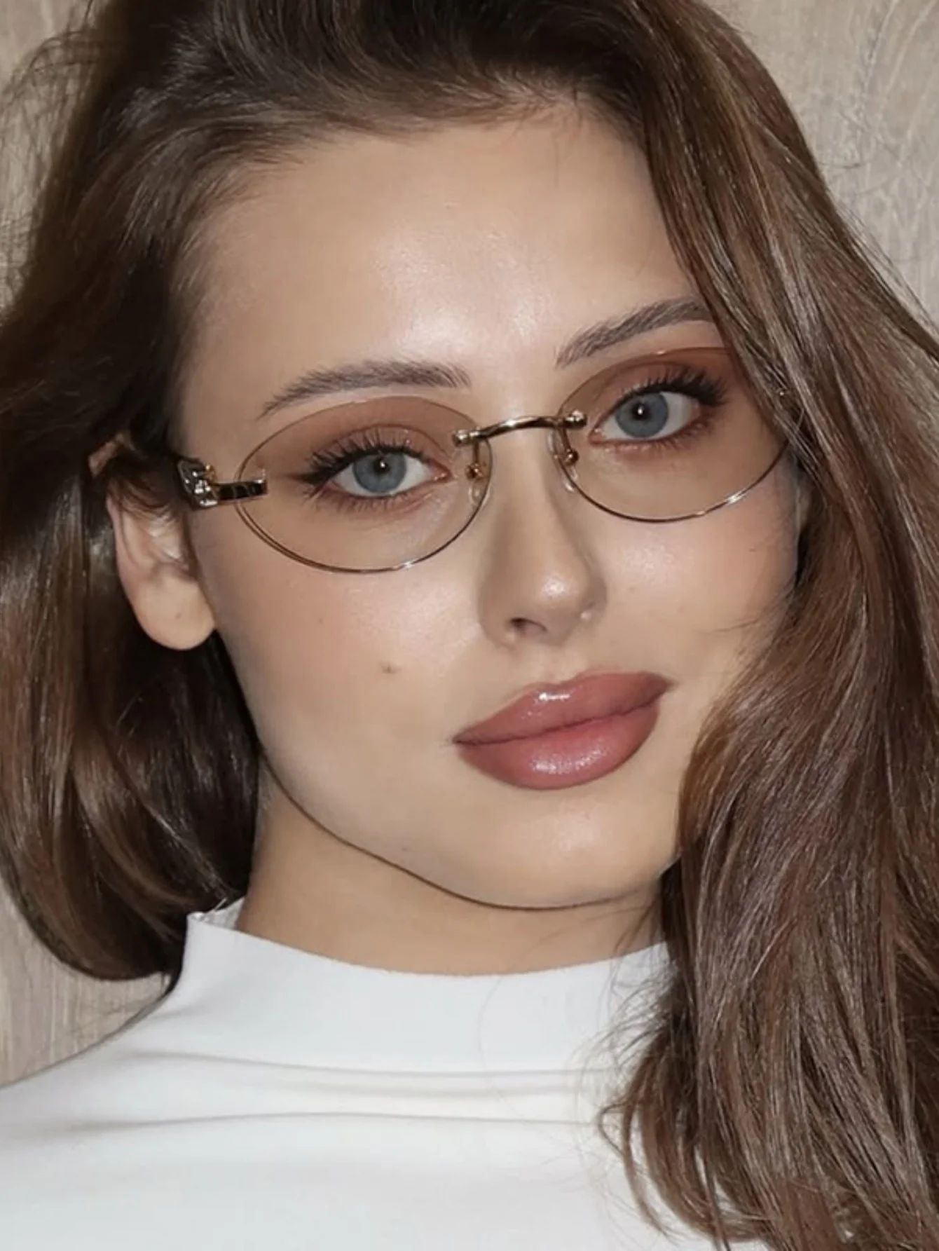 Frameless Oval Sunglasses - Image 3