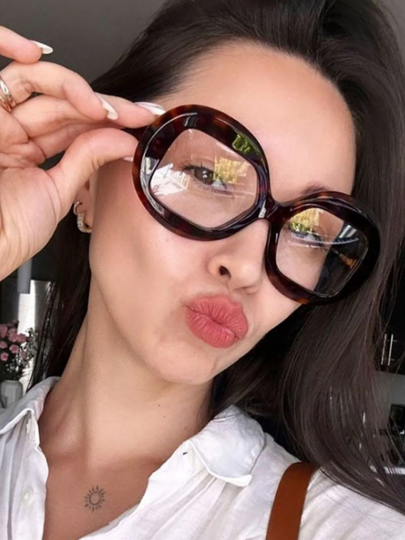 Irregularly Shaped Full-frame Round Fashion Glasses