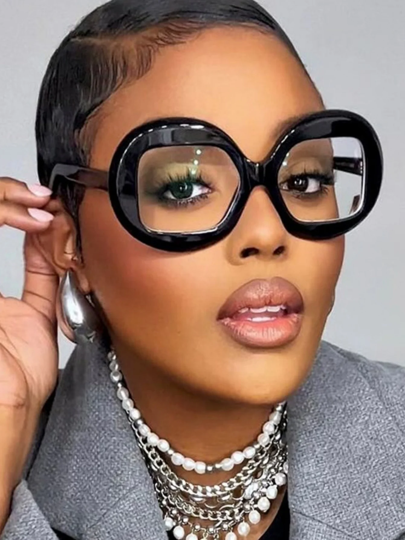 Irregularly Shaped Full-frame Round Fashion Glasses - Image 2