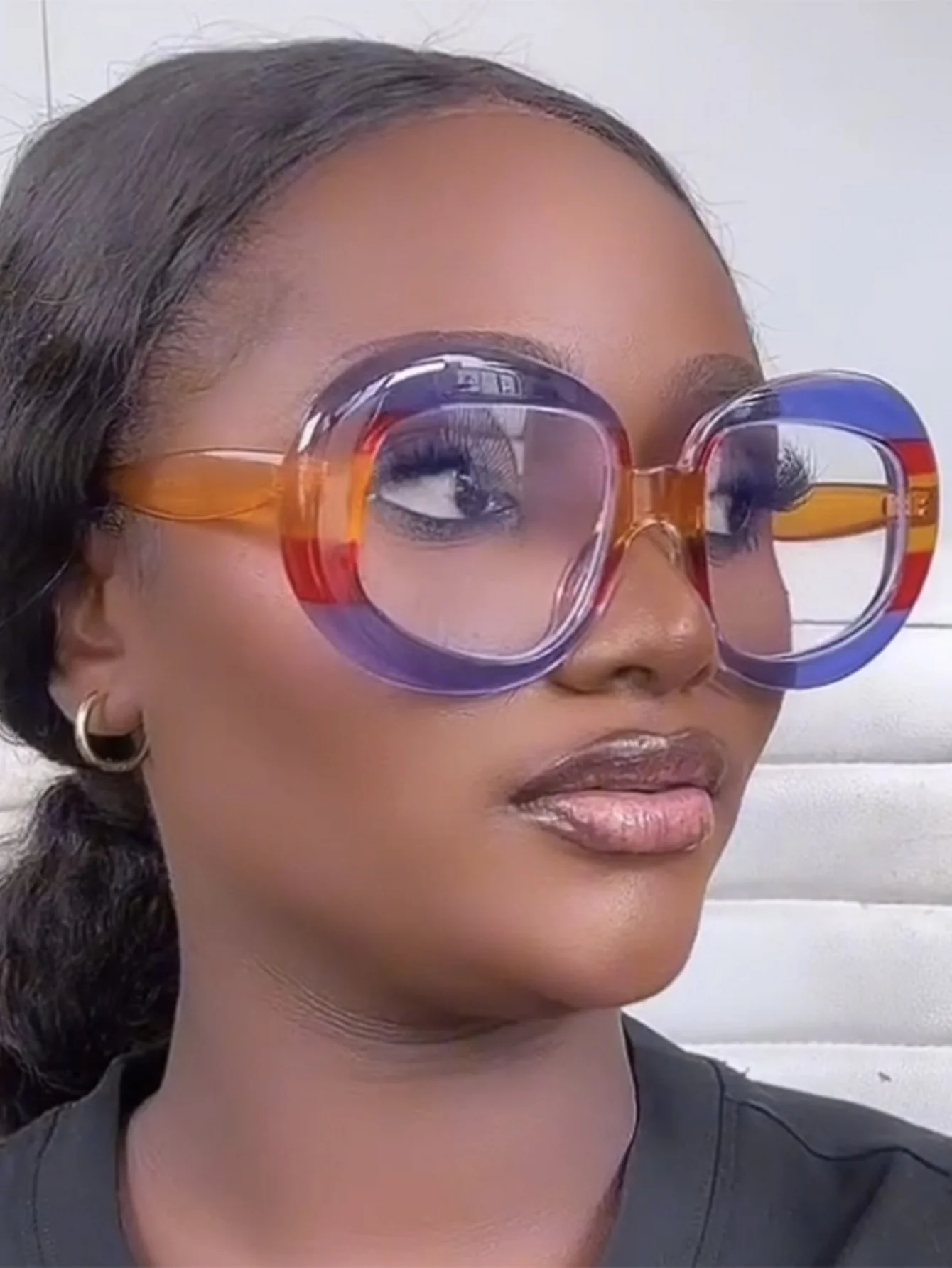 Irregularly Shaped Full-frame Round Fashion Glasses - Image 4