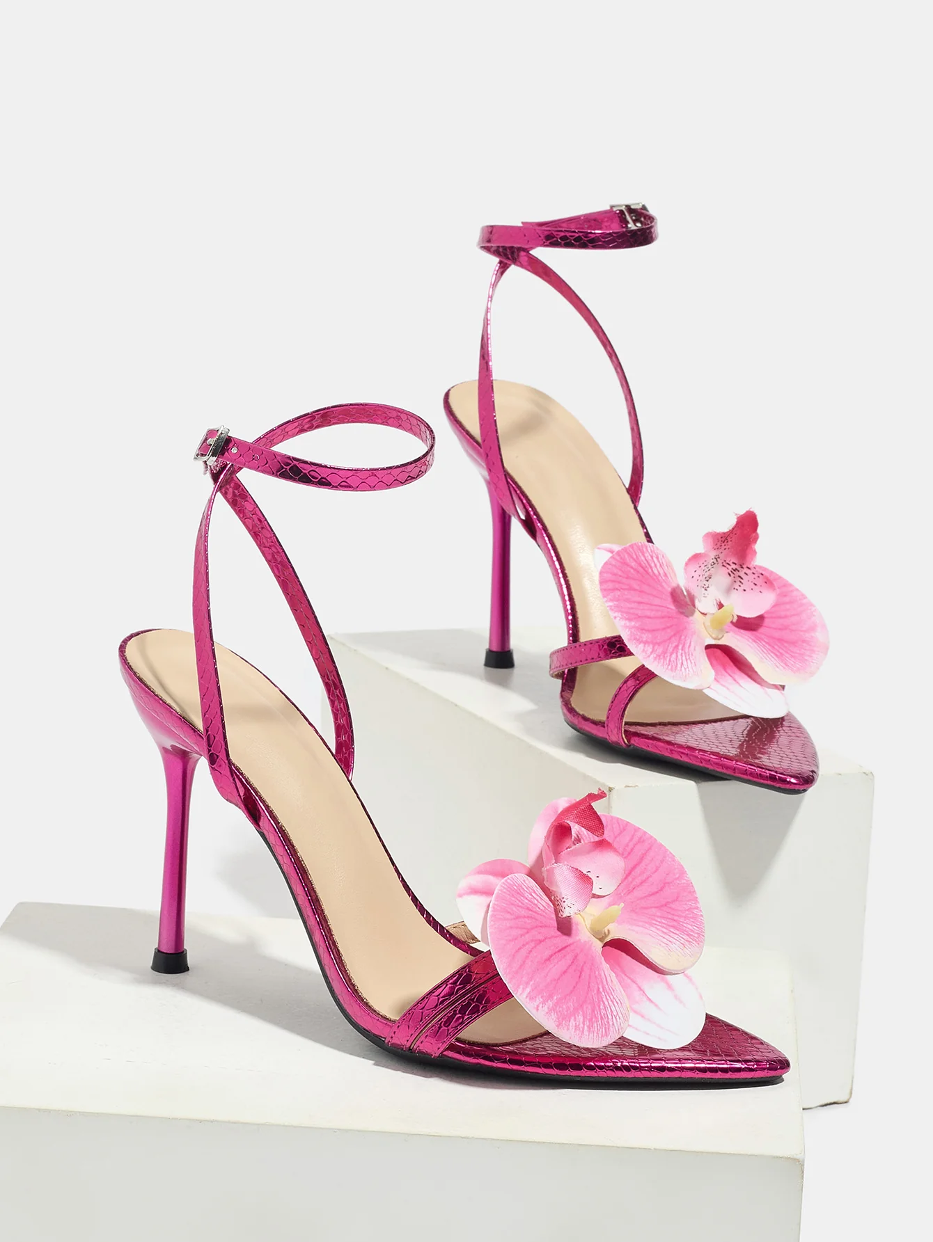 Three-dimensional Floral Rose Red Crisscross Strap Stiletto Sandals - Image 7