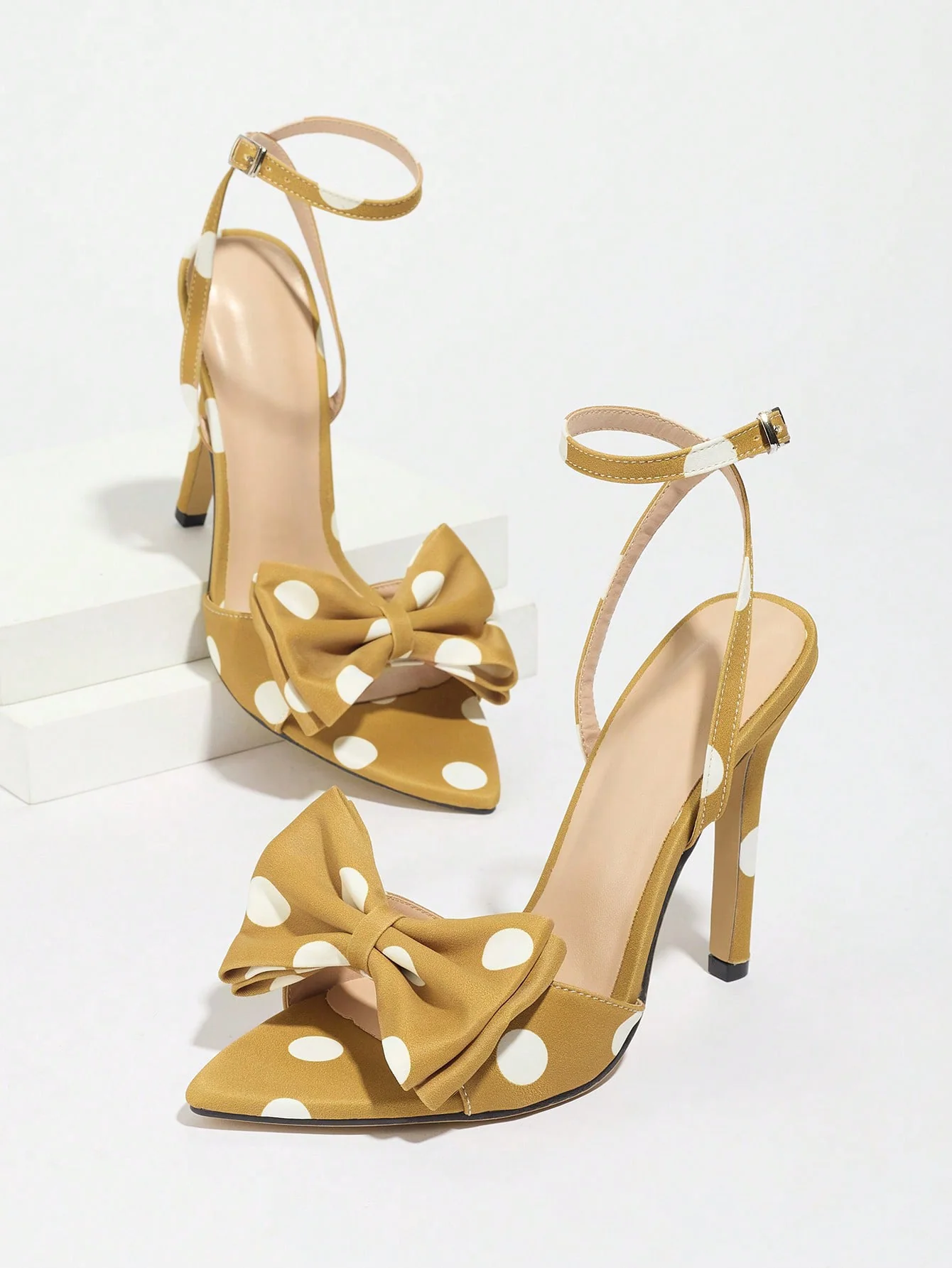 Sweet Color-blocked Polka Dot Bow High-heeled Sandals - Image 17