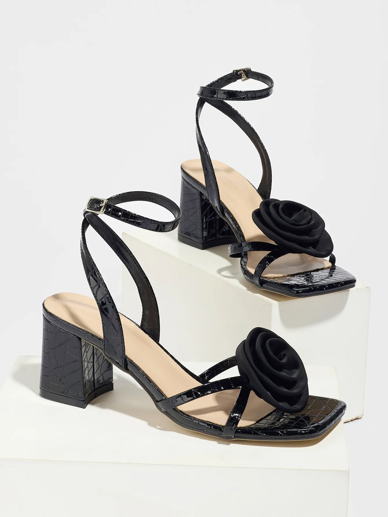 Black Square-toe High-heeled Sandals With 3D Floral Embossing - Image 5