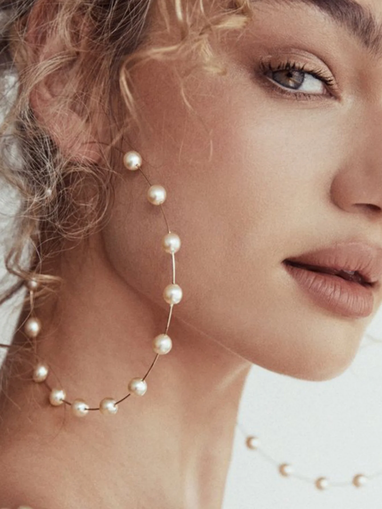 Exaggerated And Unique Round Pearl Earrings