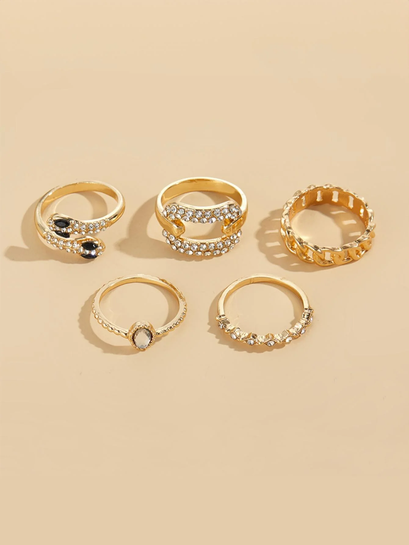 Snake-shaped Stacked Ring Set With Diamonds - Image 4