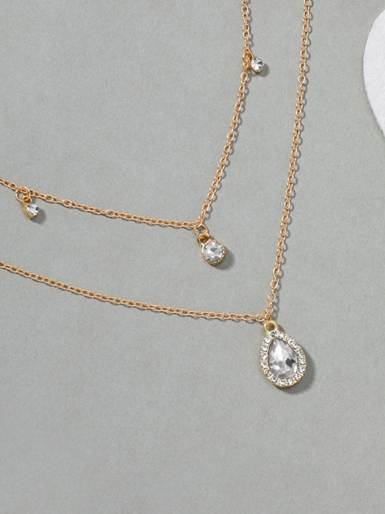 Gold-plated Teardrop Pendant Necklace - Image 3