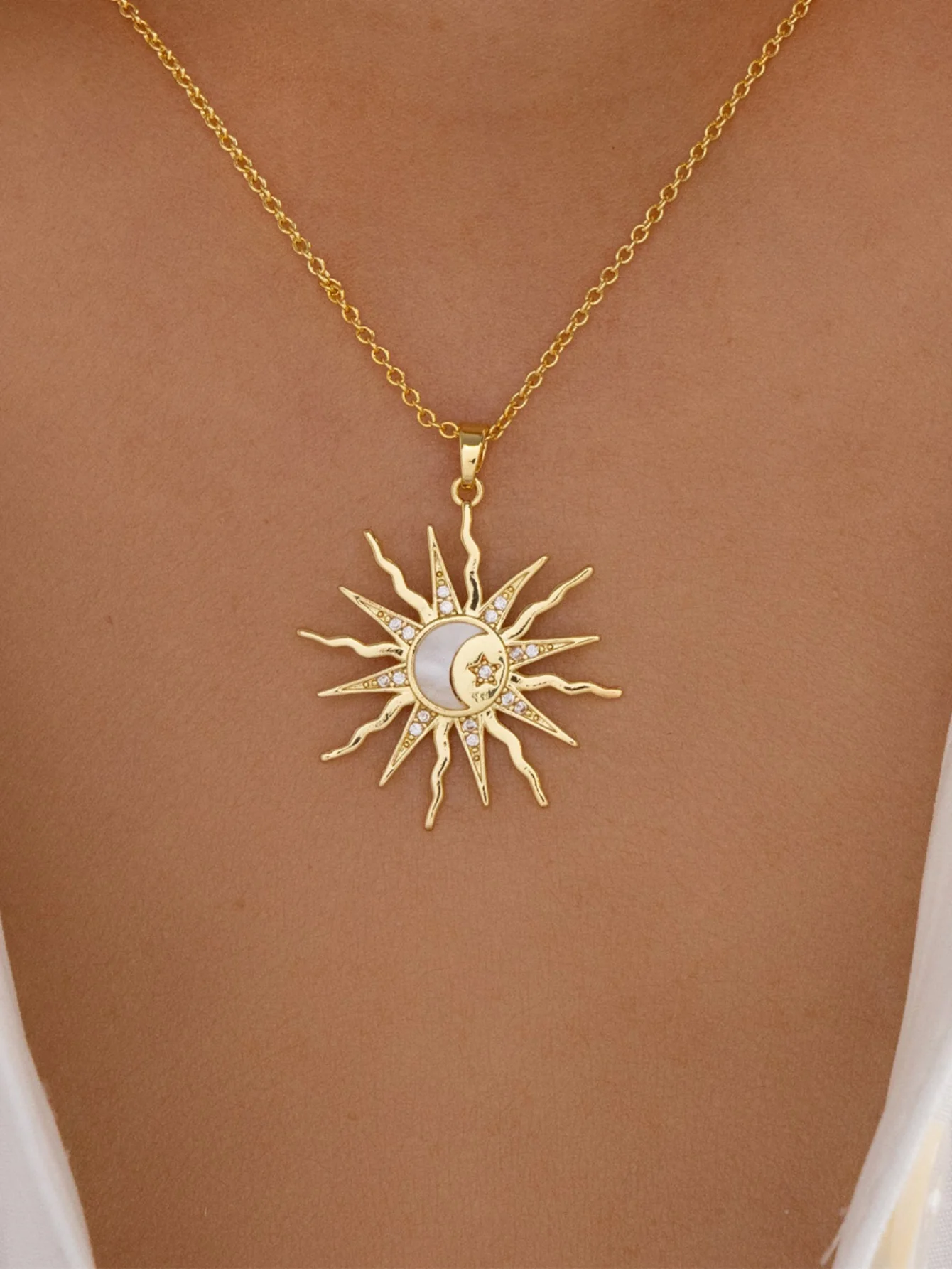 Alloy Sun Necklace