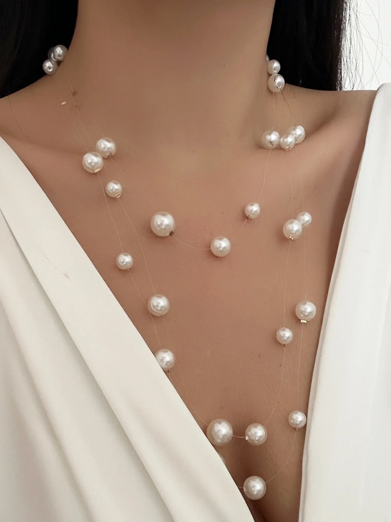 Multi-layered Pearl Pendant Necklace - Image 2
