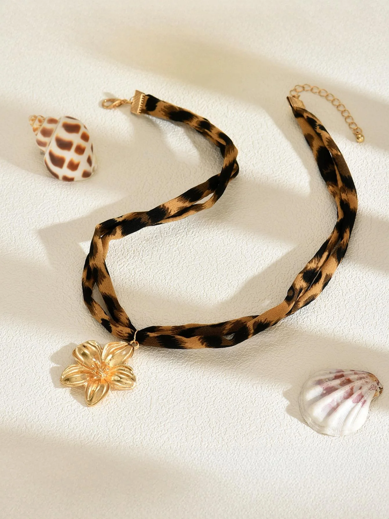 Leopard Print Seashell Starfish Necklace - Image 2