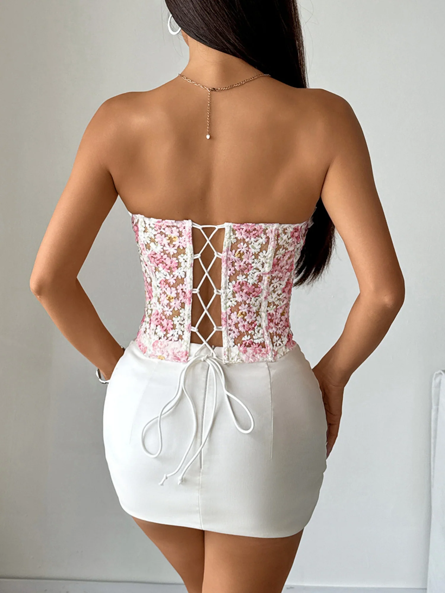 Flower Embroidery See-through Rope Gathering And Cultivating Oneself Strapless Bra - Image 2