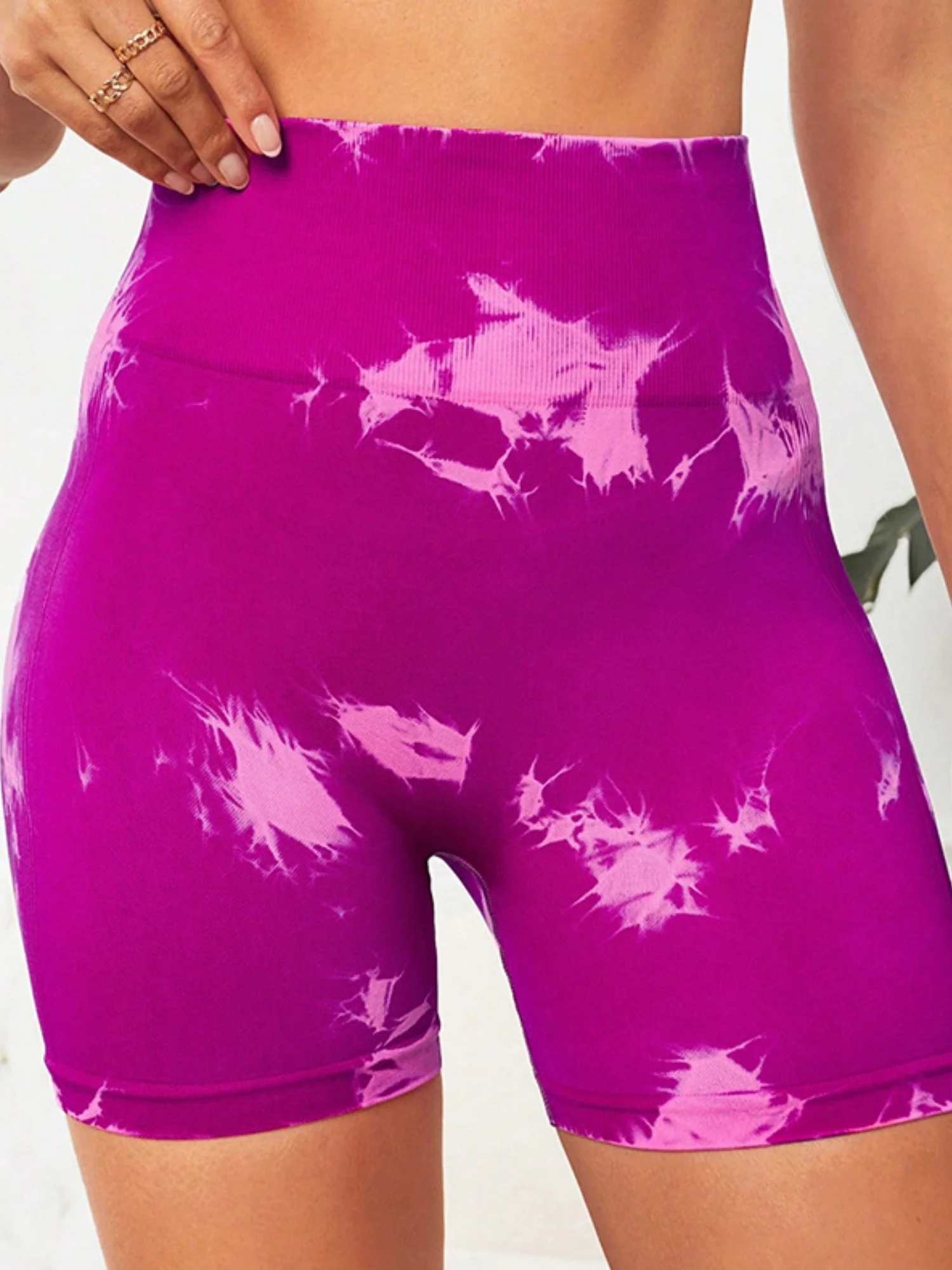 Seamless Tie-dye High-waisted, Tummy-flattening, And Butt-lifting Yoga Shorts - Image 2