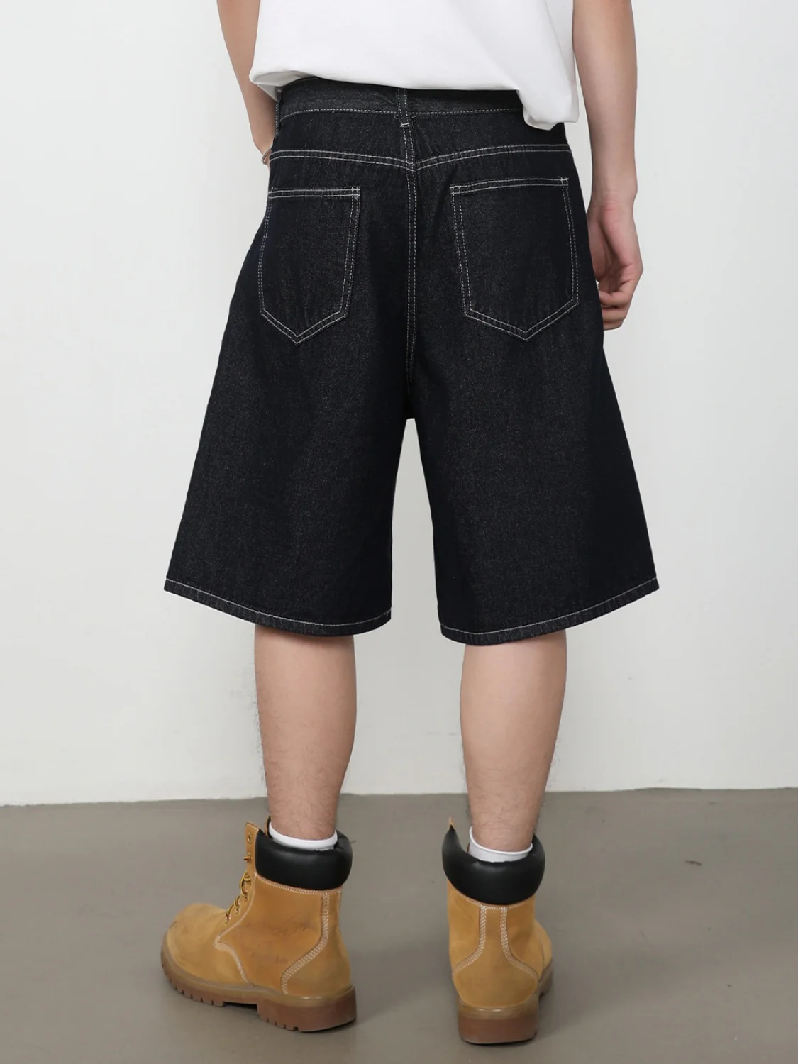 Retro Five Points Loose-fit Leisure Denim Shorts - Image 2