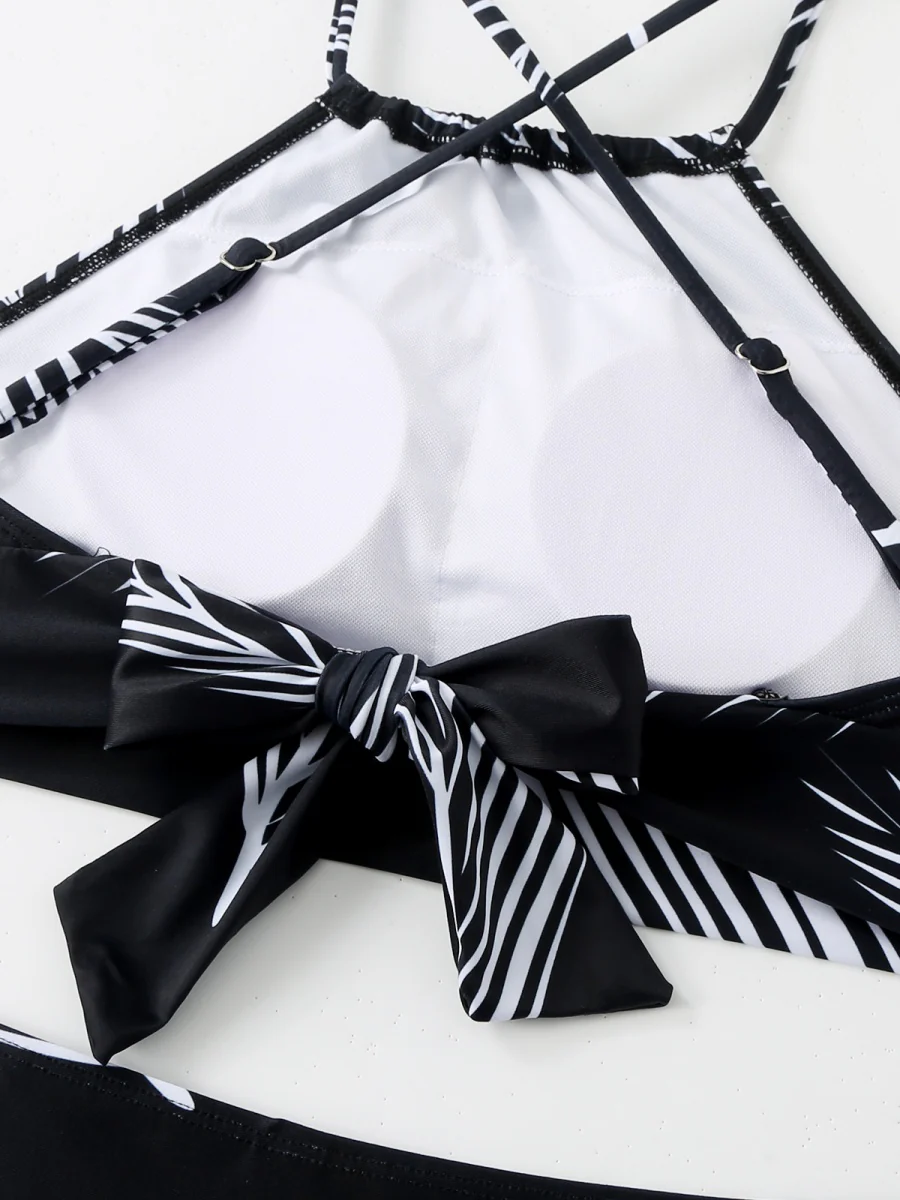 Feather Print Two-Piece Swimsuit With Sun Protection And Skirt (Three-Piece Set) - Image 5