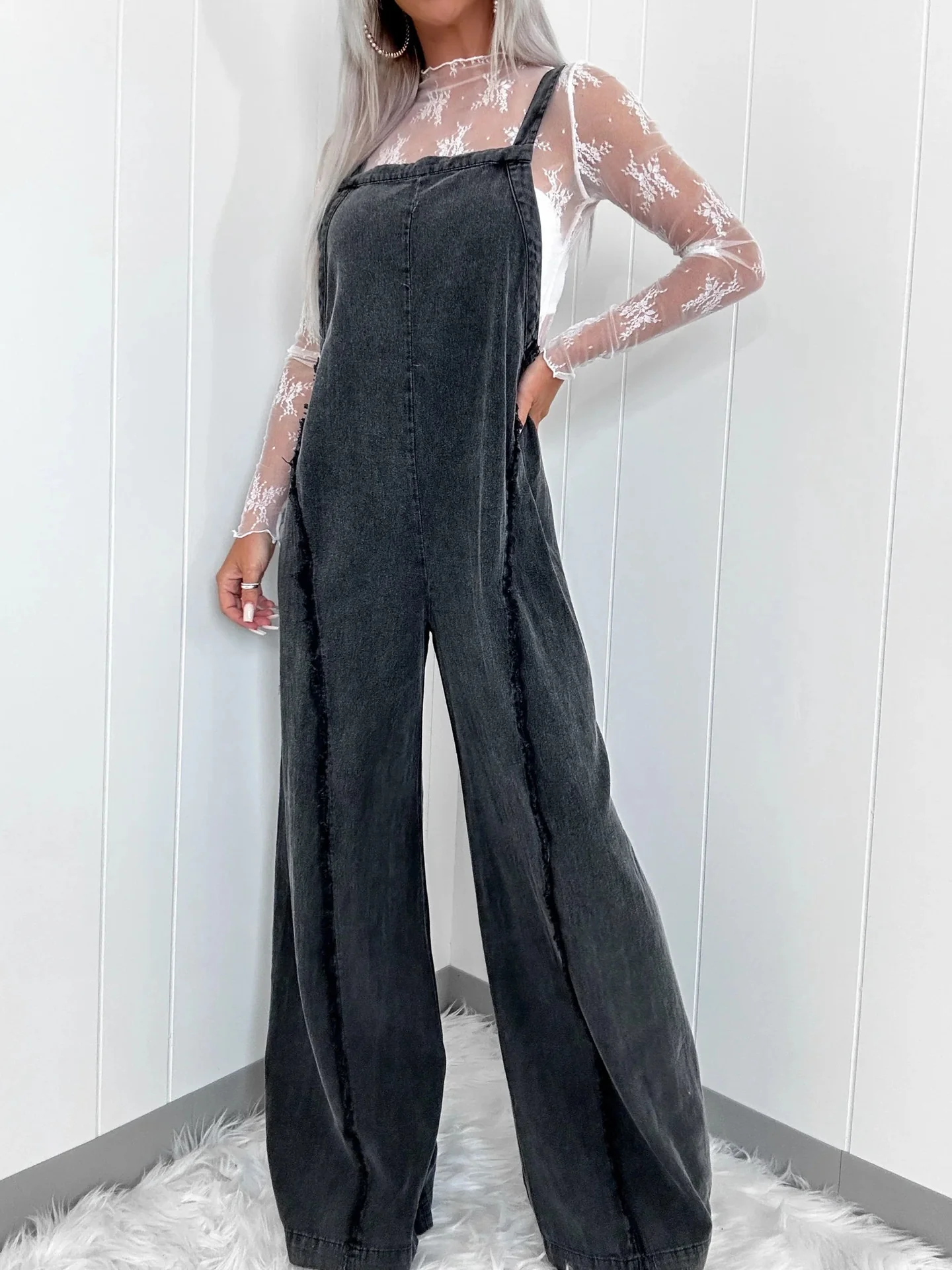 Washed Wide-leg Jumpsuit With Frayed Edges - Image 4