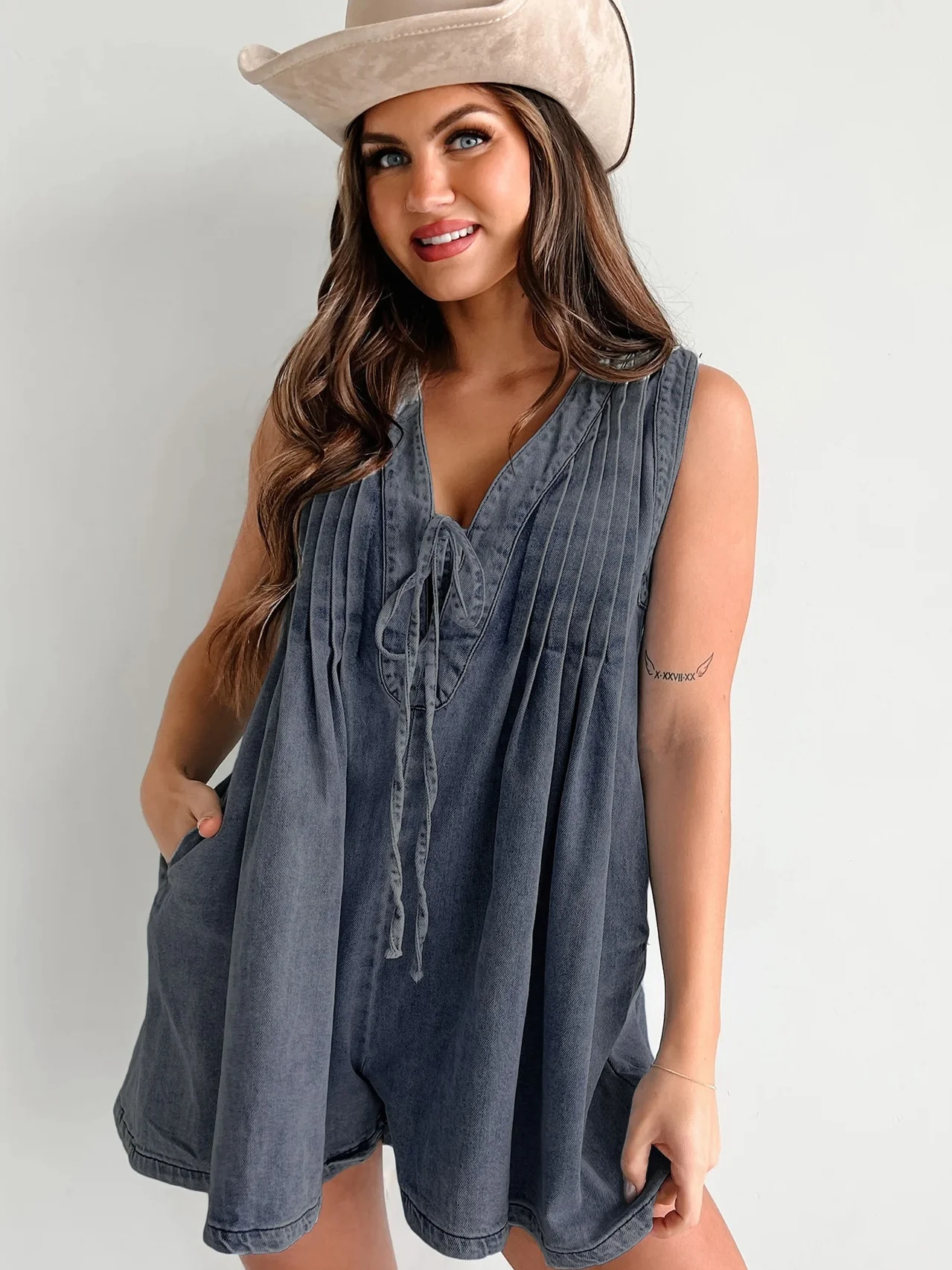 Sleeveless Short-sleeved Denim Jumpsuit - Image 13