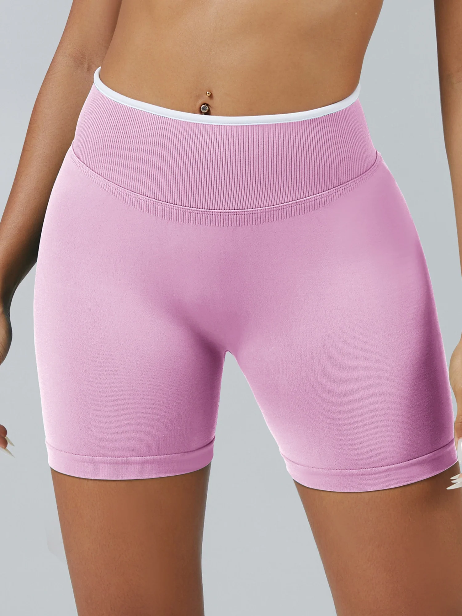 Color Matching Seamless High-waisted Hip Lift Exercise Yoga Shorts - Image 10