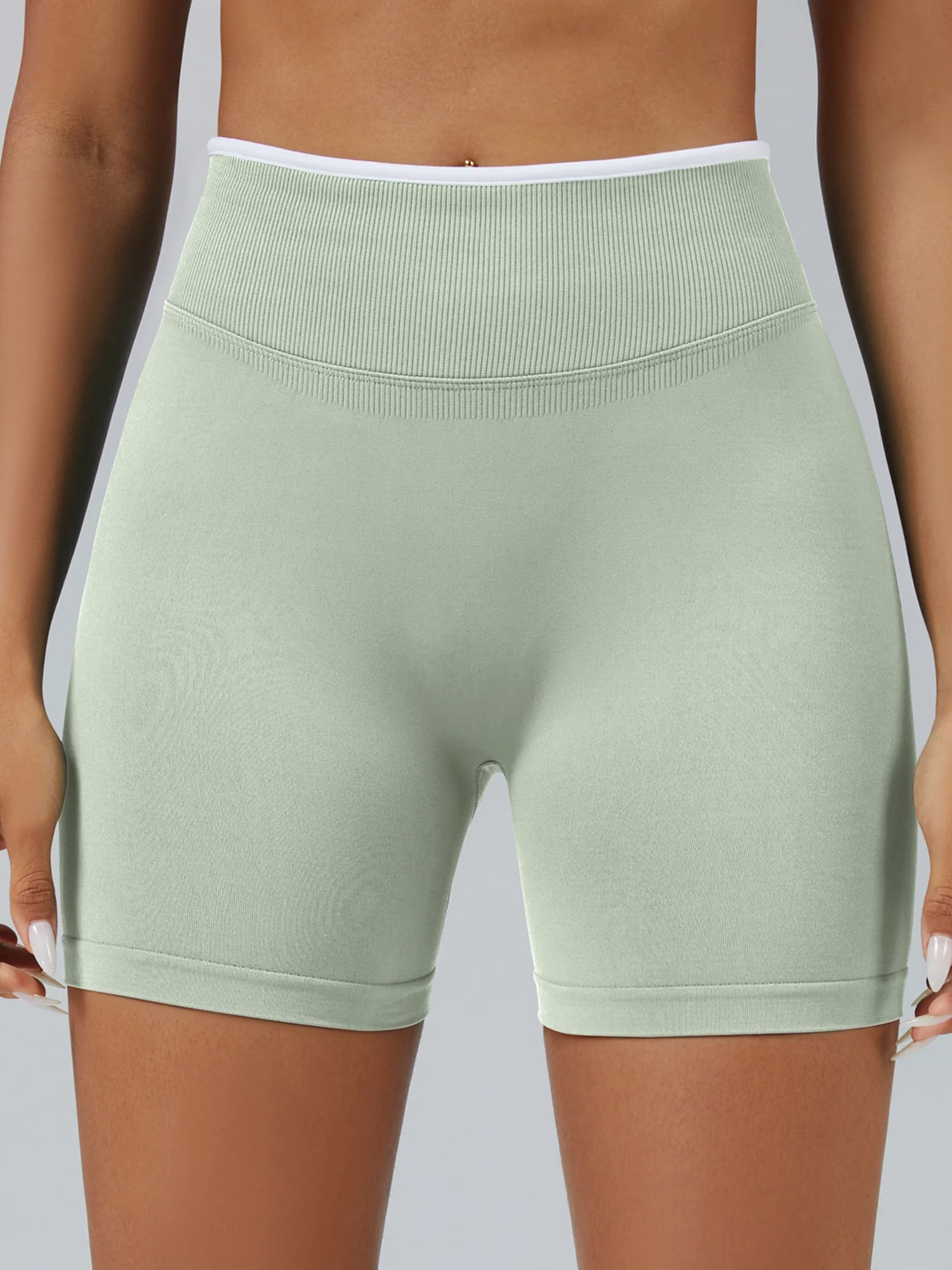 Color Matching Seamless High-waisted Hip Lift Exercise Yoga Shorts - Image 9