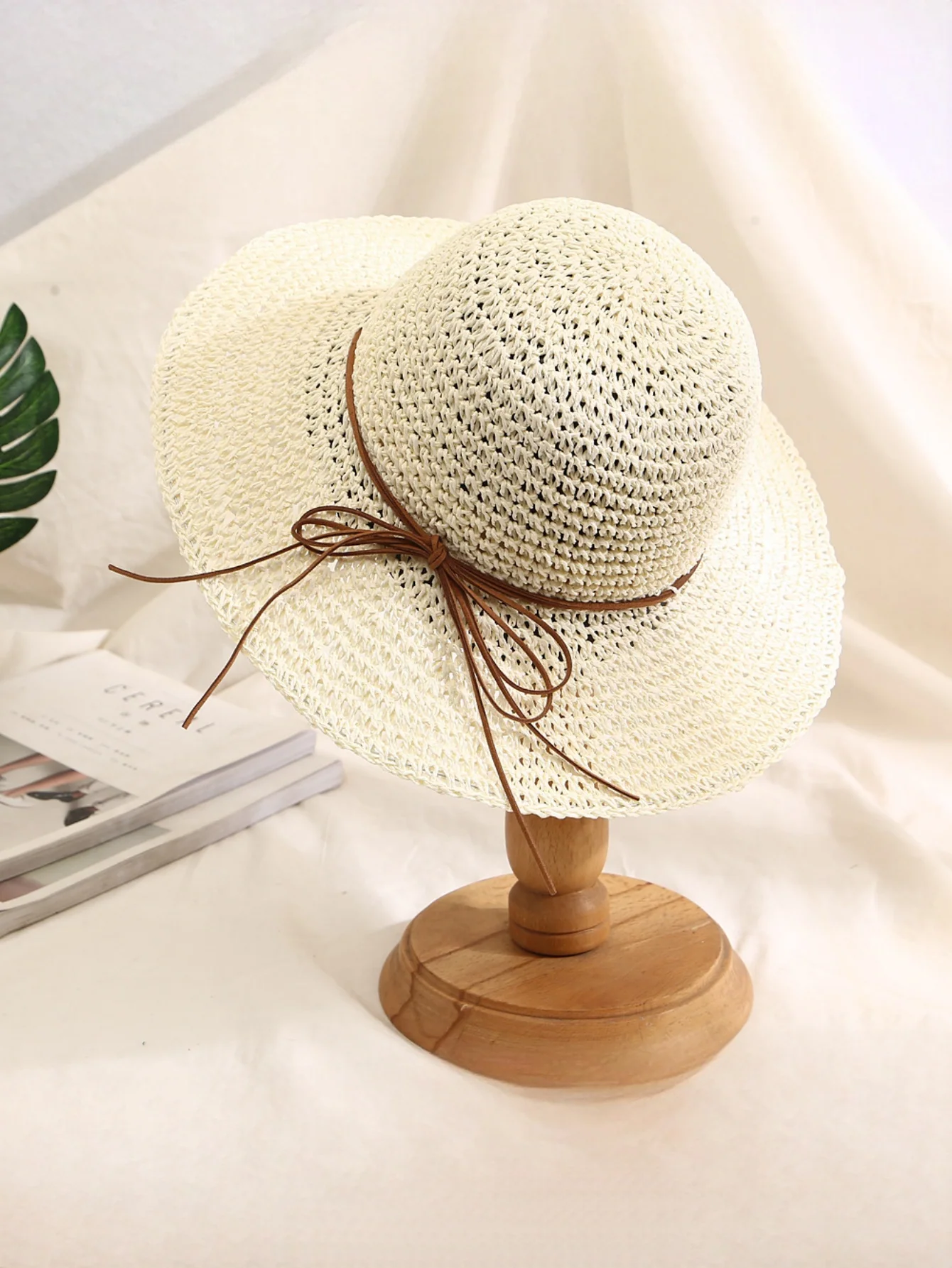 Wide-brimmed Straw Hat With Bow - Image 8