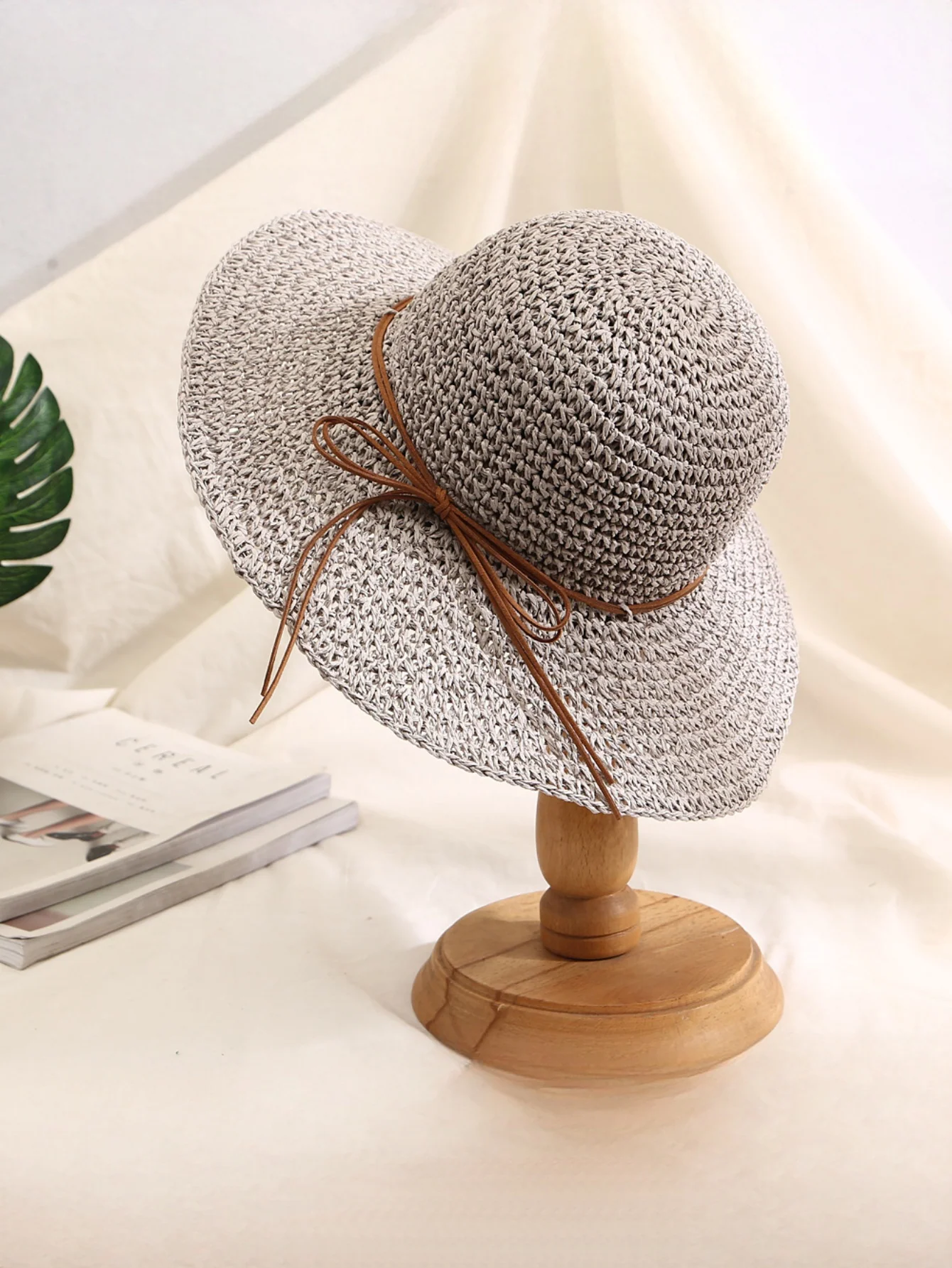 Wide-brimmed Straw Hat With Bow - Image 9