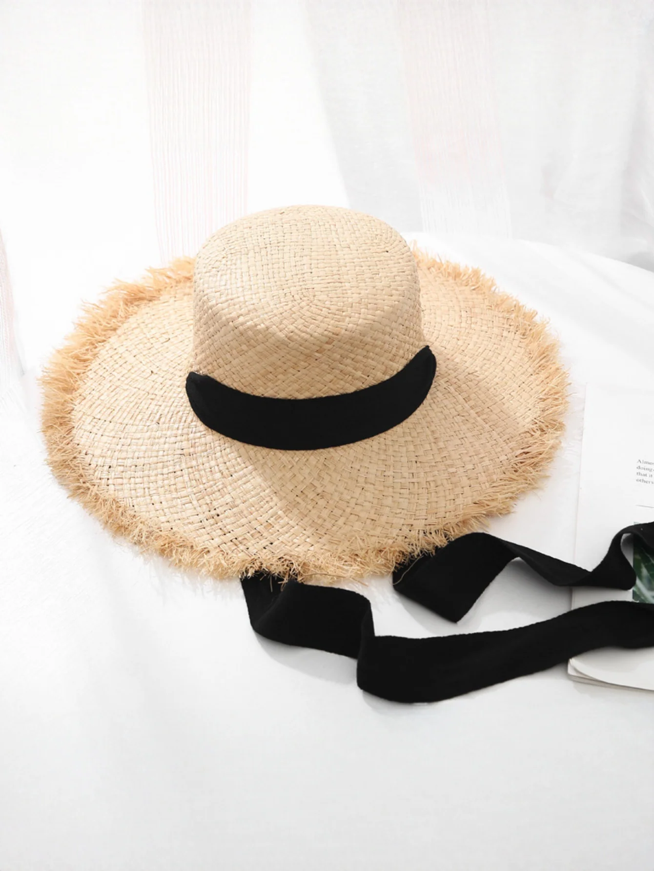 Raffia Straw Wide-brimmed Beach Vacation Hat - Image 3