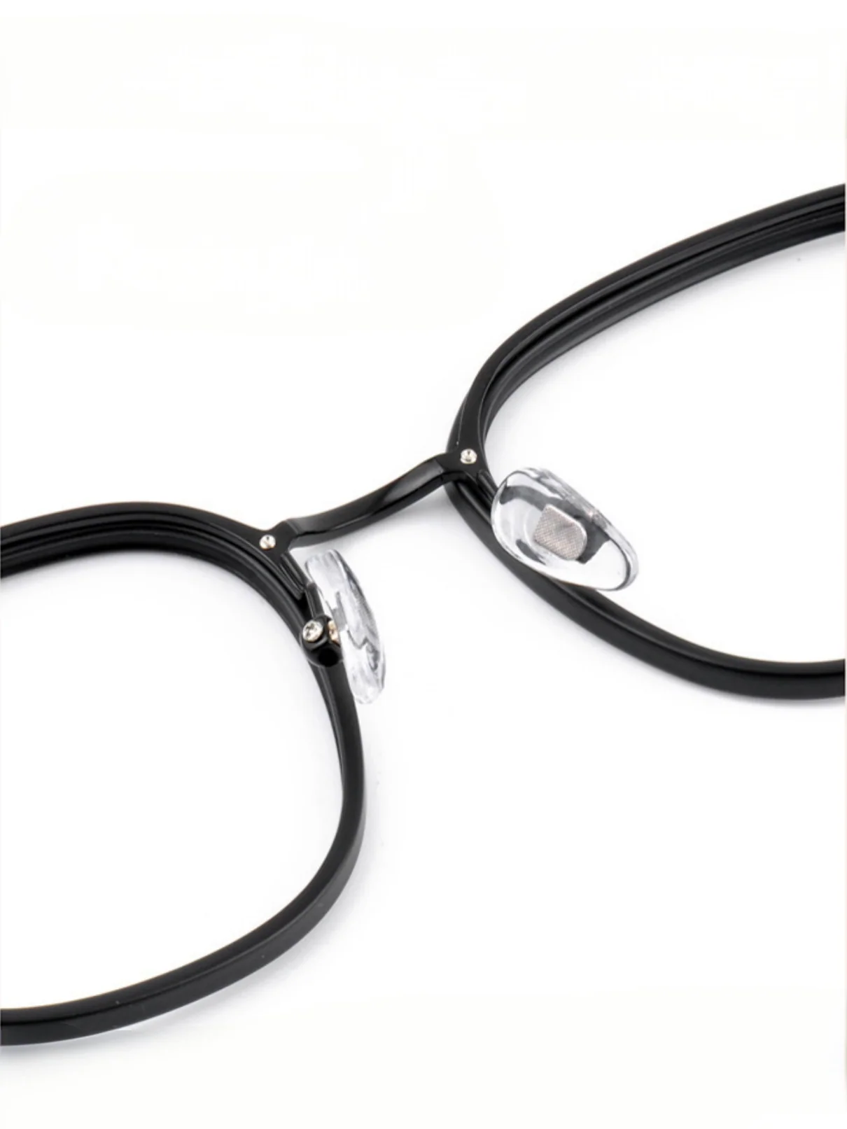 Eyeglasses - Image 5