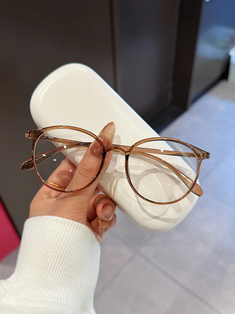Eyeglasses - Image 10