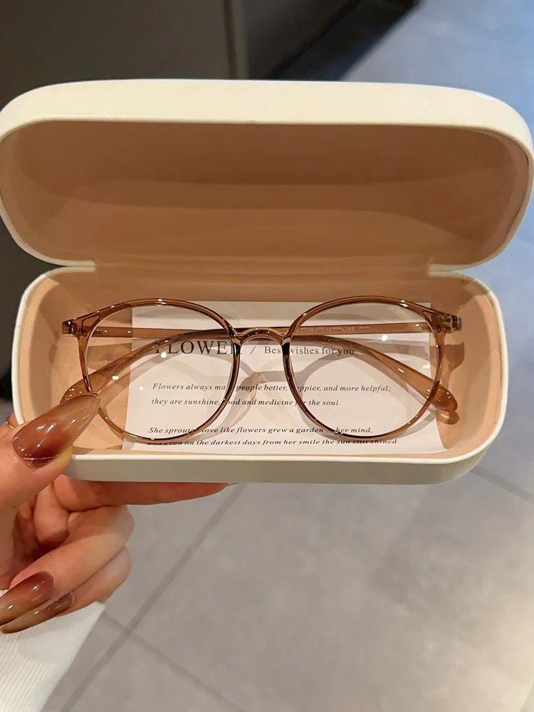 Eyeglasses - Image 9