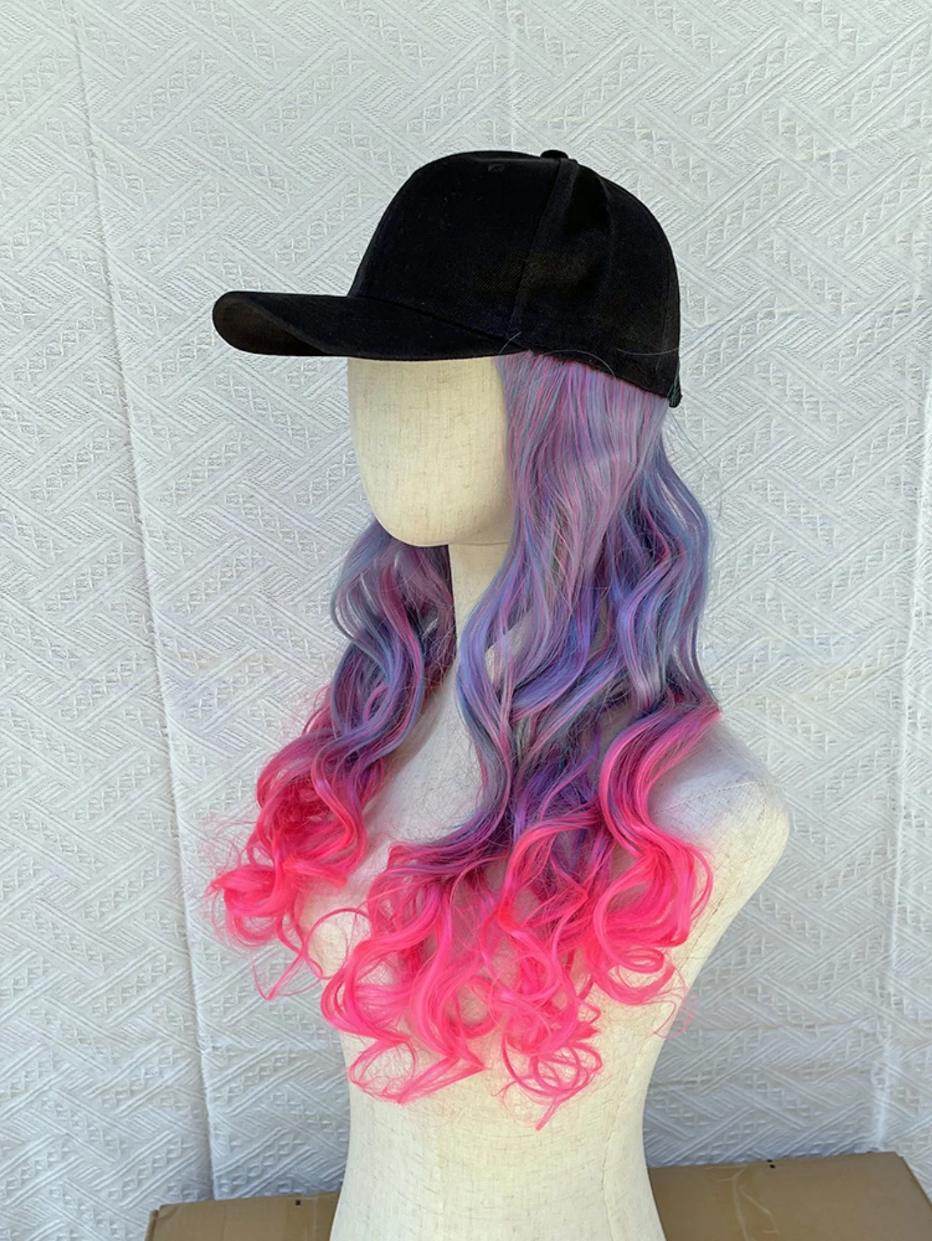 One-piece Baseball Cap Long Wavy Curls Synthetic Colored Wig - Image 3
