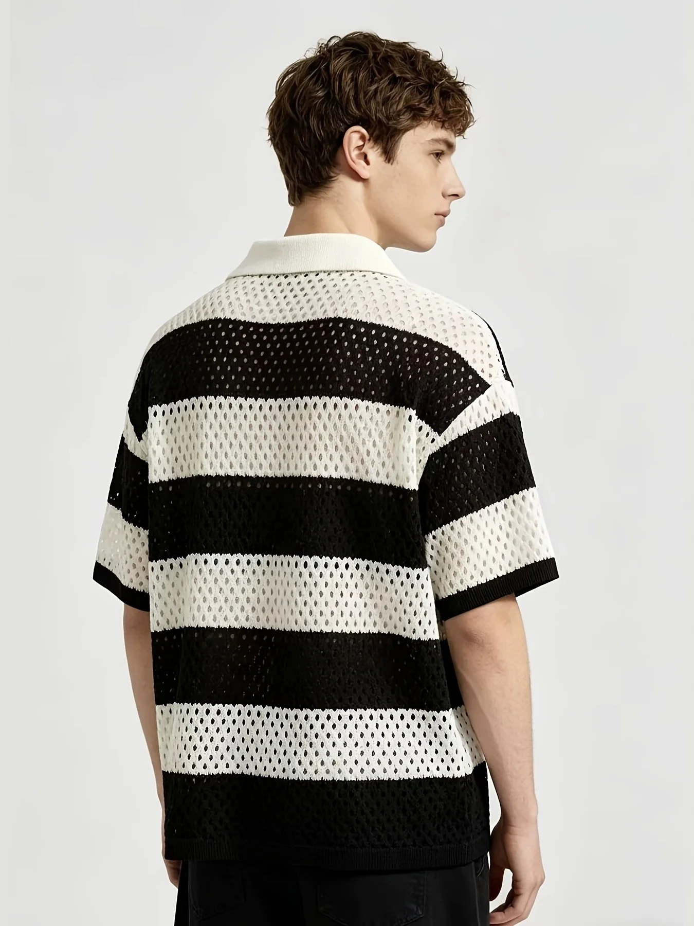 College Style Stripes Hollow Out Badge Embroidery POLO Shirt - Image 3